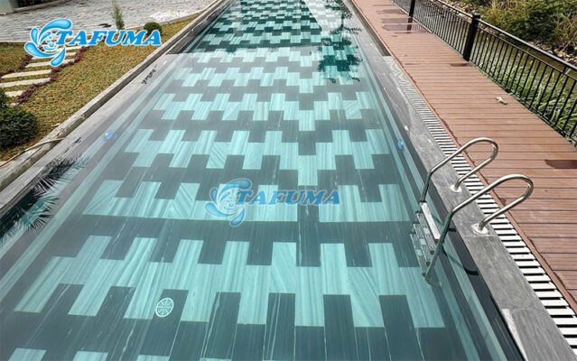 Thang bể bơi đạt chuẩn yêu cầu lắp bể đảm bảo an toàn